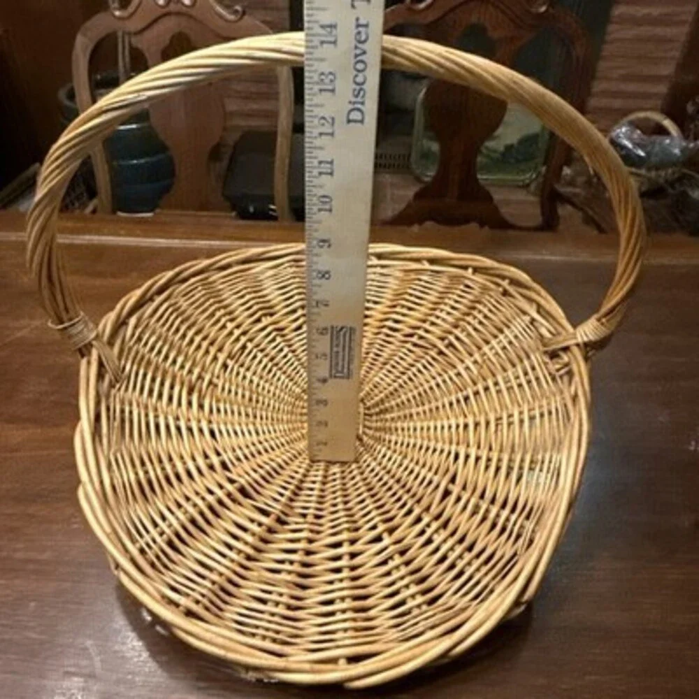 Large Vintage Wicker Gathering Basket Garden Flower Herb French Country
